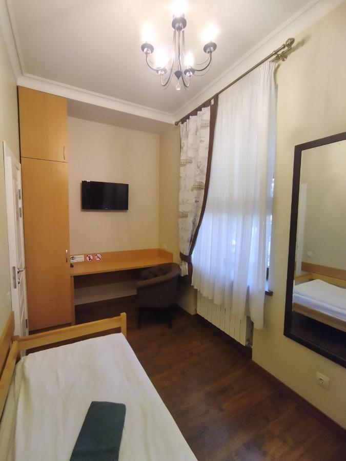 Hotel Belokorichi Kiev Esterno foto