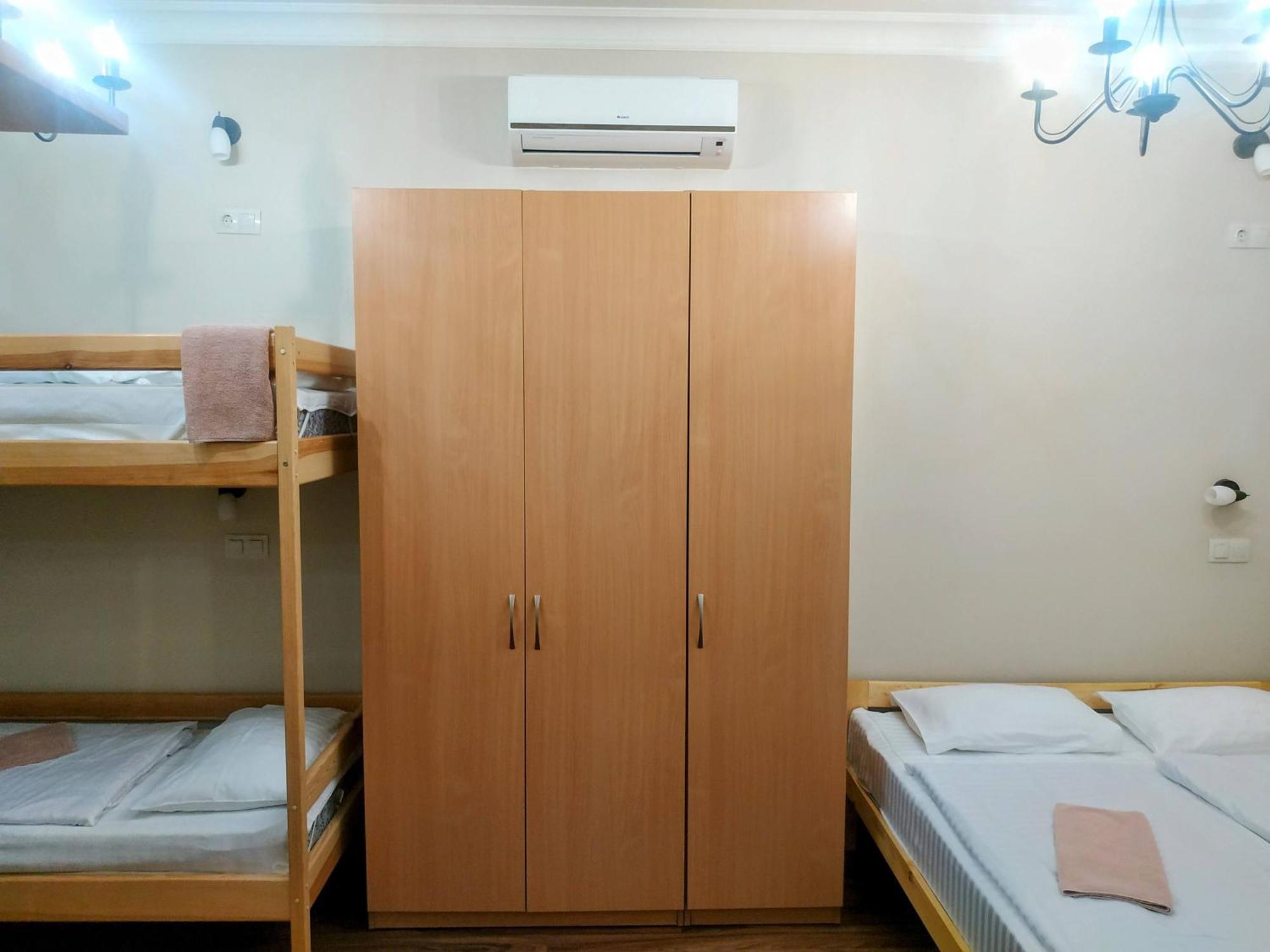 Hotel Belokorichi Kiev Esterno foto