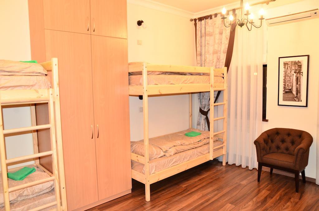 Hotel Belokorichi Kiev Esterno foto
