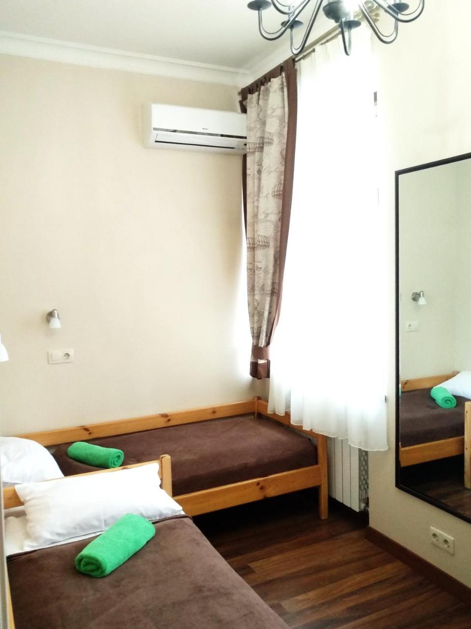 Hotel Belokorichi Kiev Esterno foto