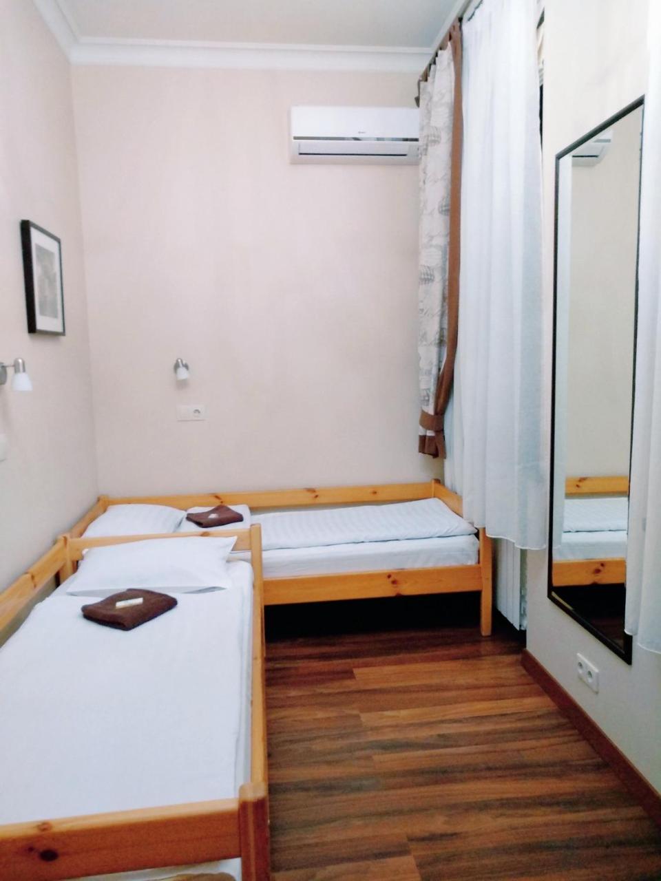 Hotel Belokorichi Kiev Esterno foto