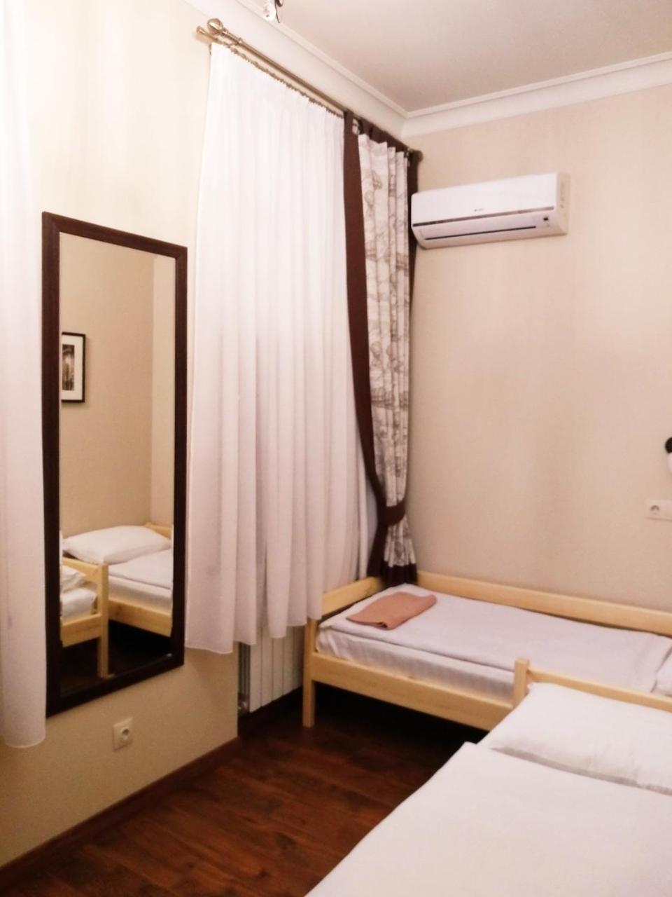 Hotel Belokorichi Kiev Esterno foto