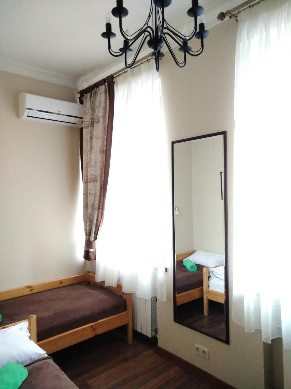 Hotel Belokorichi Kiev Esterno foto