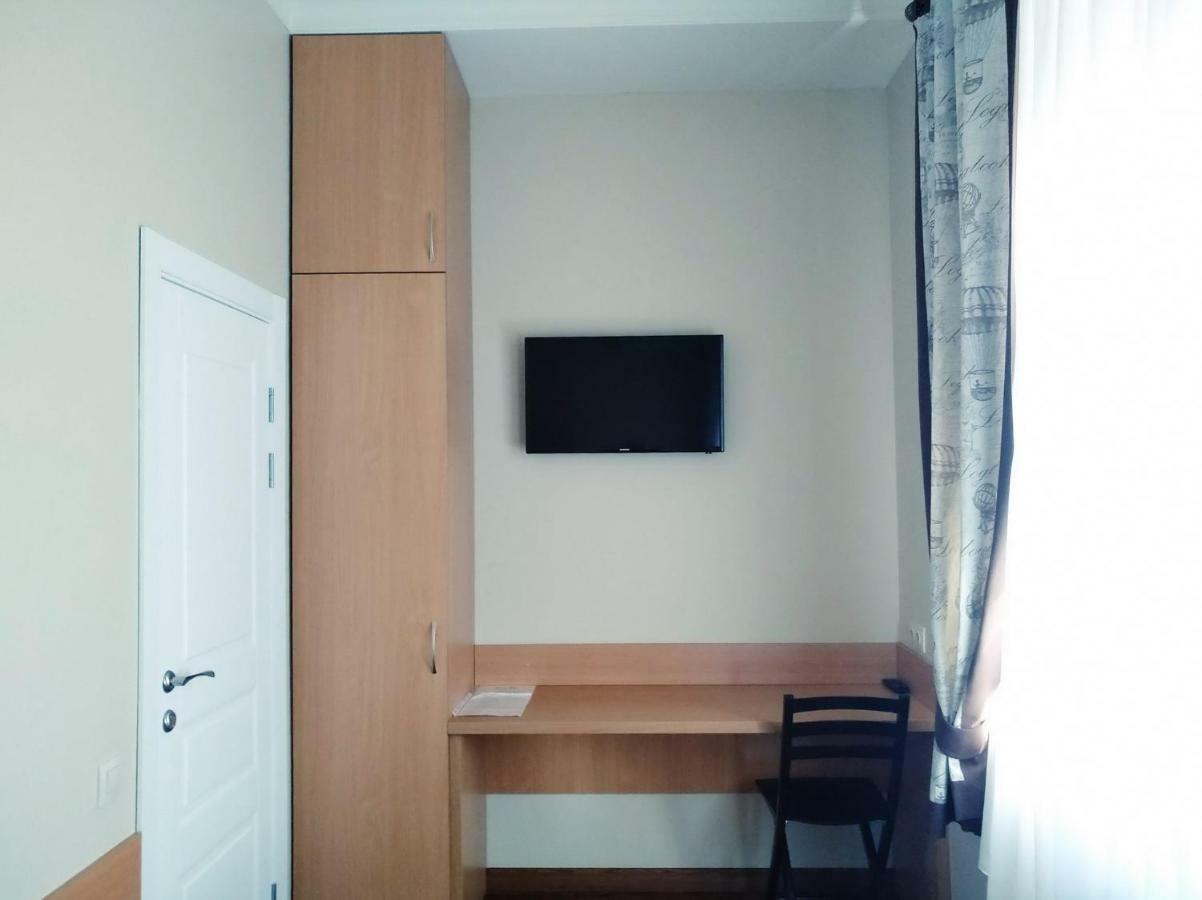 Hotel Belokorichi Kiev Esterno foto