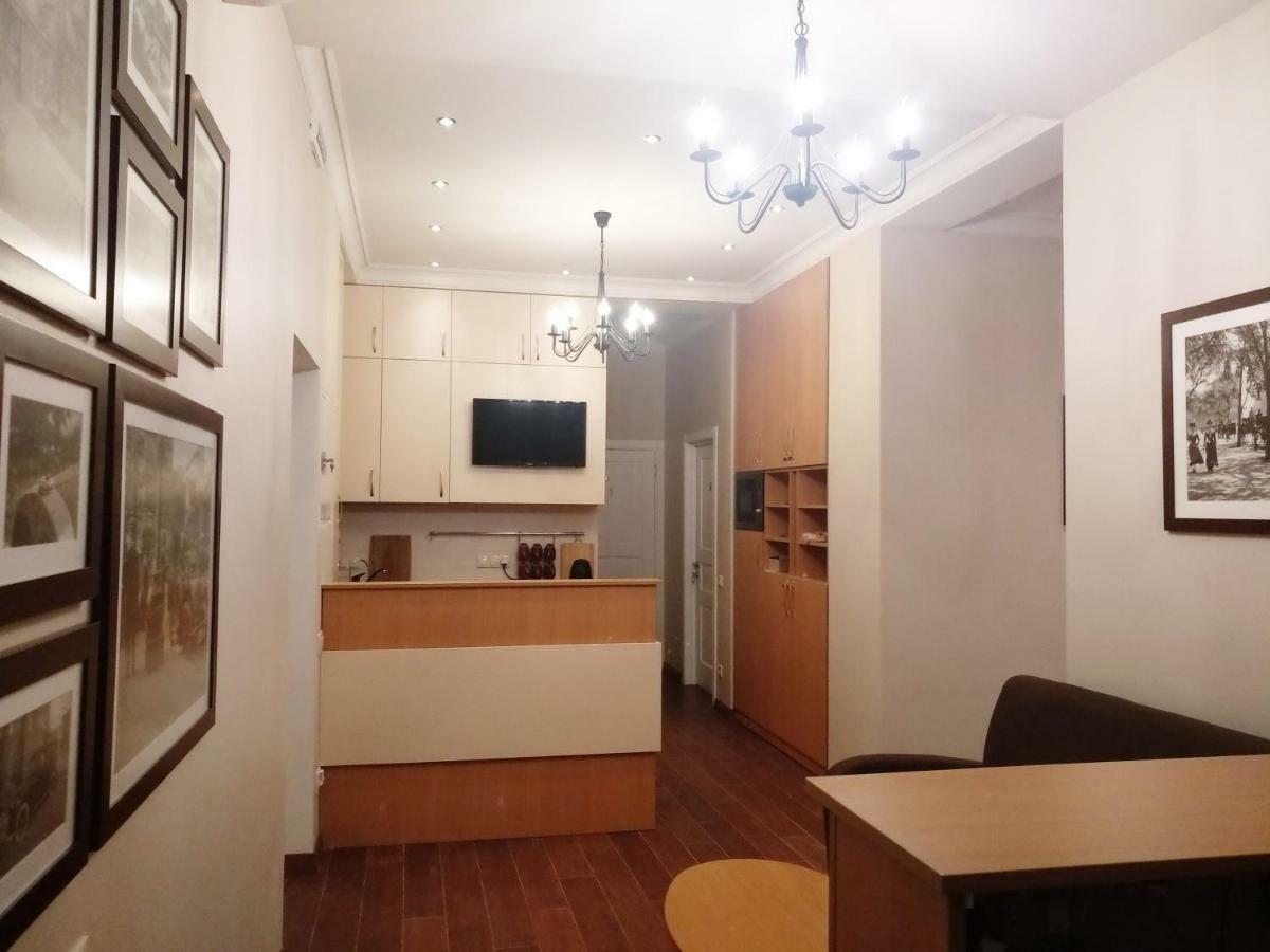Hotel Belokorichi Kiev Esterno foto