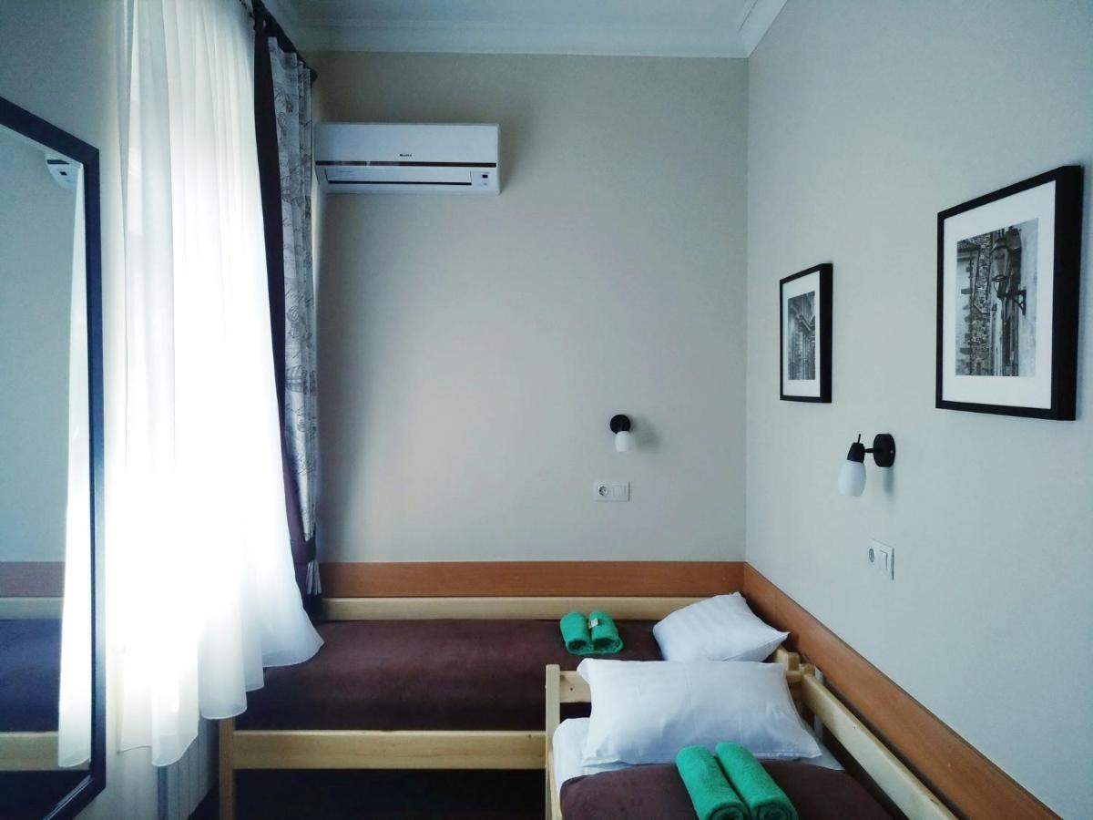 Hotel Belokorichi Kiev Esterno foto